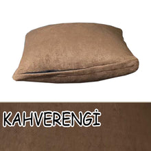 Görseli Galeri görüntüleyiciye yükleyin, Süet Kumaş Kahverengi Renk Kırlent Kılıfı